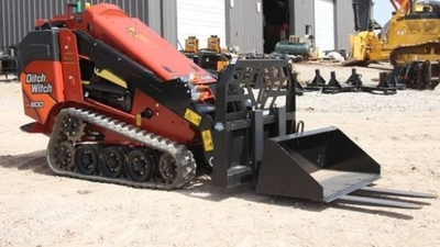 USED 2023 Ditch Witch SK800