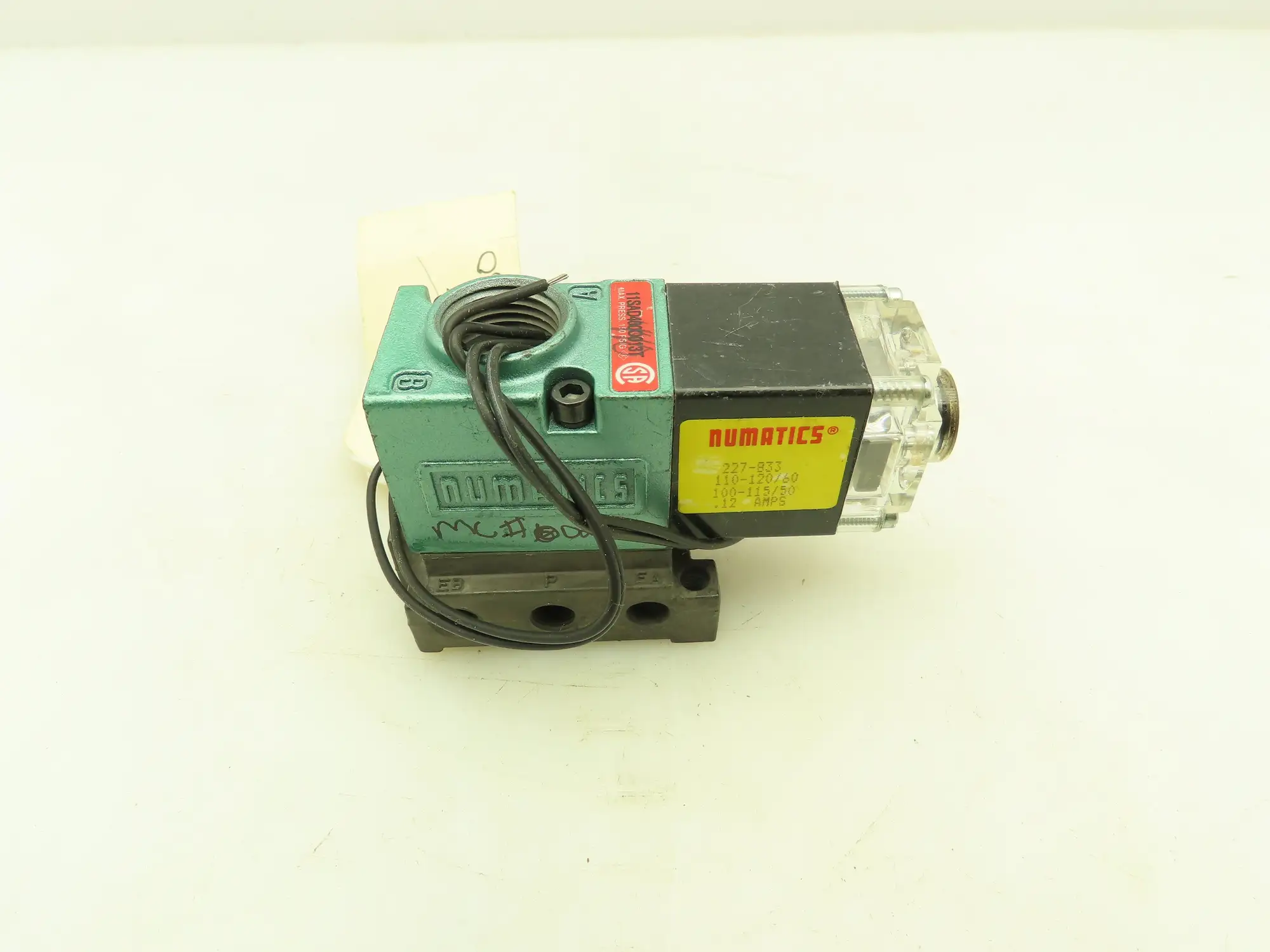 Numatics 11SAD400O013T Pneumatic Air Solenoid Valve Manifold 120V Coil 1/8" Port
