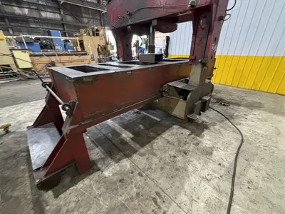 400 TON MILLHOFF ROLLING FRAME HYDRAULIC STRAIGHTENING PRESS: YOBRO #24002