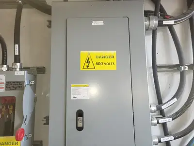 5 kV E-House Genset Control Room PDC w/ 9 x 1200 amp Breaker