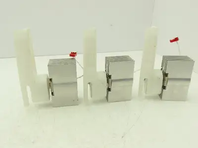 Mantissa Conveyor Tiploc Tilt Tray Tipper RH Actuator Arm 000-101-54  Lot of 3