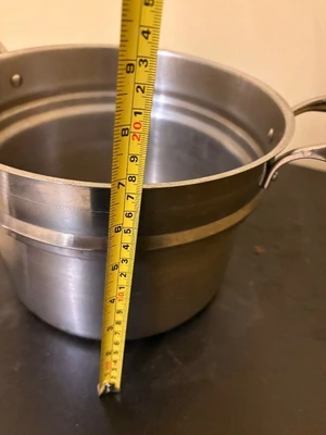 cooking pot