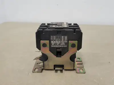 USED CUTLER-HAMMER C25DND330
