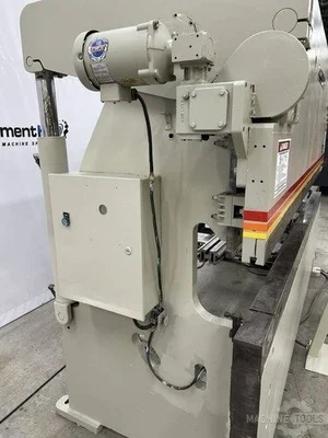 USED 1996 ACCURPRESS 710010