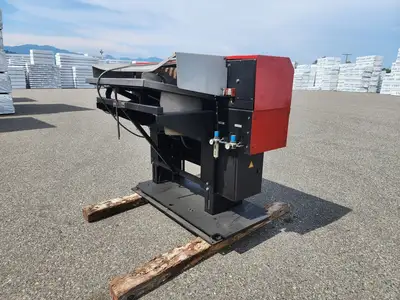 MAXXTURN 65 CNC Lathe w/ EMCO LM1200 Bar Feeder and Tooling
