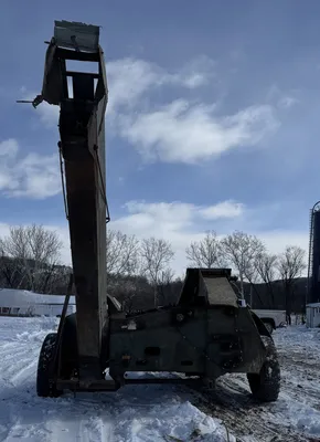 NEW IDEA 325 Harvesting Equipment | Iron Listing (4)