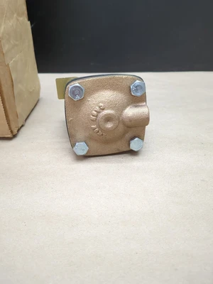 NEW Cash Valve 05761-0010