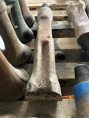Used AFTERMARKET 6" X 24" CABLE TOOL DRILLING CHISEL BIT Drills Pennsylvania US | East West Machinery & Drilling #1417214