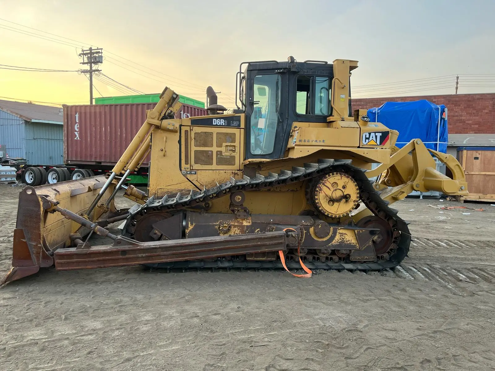 Used 2012 CATERPILLAR D6R3 LGP Crawler Dozers Florida US | US Global Heavy Equipment Solutions #1412610