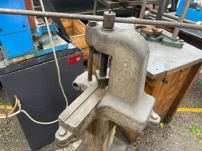 Straightening Press Straightening Press Presses | Bowland Trading Ltd (1)