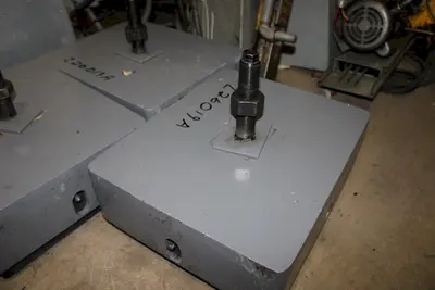 Used VIBRO DYNAMIC 16M2100 Isolation Pads Ohio US | D & D Industries #1411828