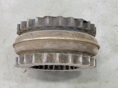 9JE Sleeve Coupling Insert, 6.35" x 6.35" Bore