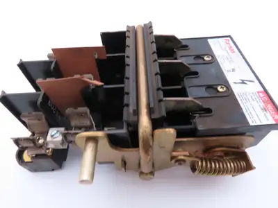 Furnas D46120-001 Fusible Disconnect Switch 30A 600VAC 3Ph 3 Pole Fused Lot of 3