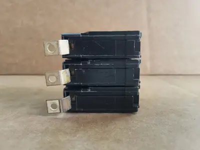 Used EATON BAB3100H Switchgears British Columbia CA | Lenmark #913709