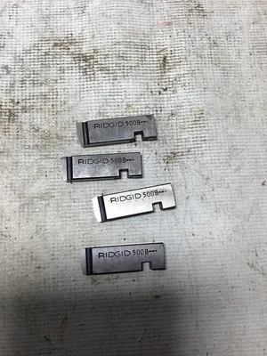 Ridgid 48470 7/16″-14 UNC Right Hand Alloy Steel 500B Bolt Dies