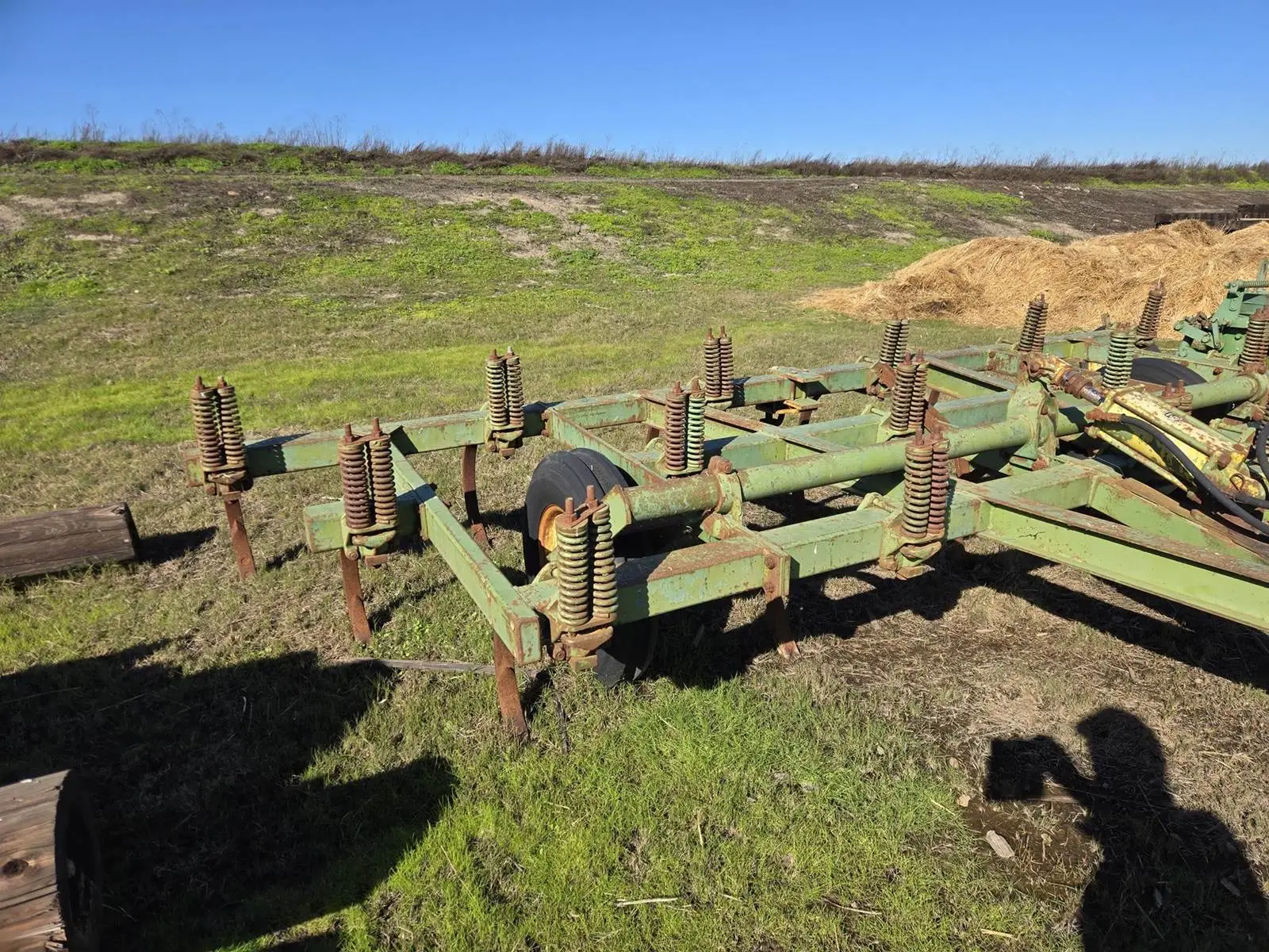 Used 1971 JOHN DEERE 1600 Plows California US | Ben Kaplan Equipment #1182507