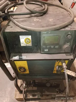 USED 2015 ESAB MIG C3000I