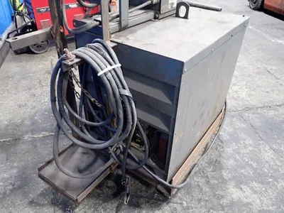 Used LINCOLN ELECTRIC IDEALARC R35400 Welding Machinery (Other) Ohio US | HGR 24 #900525