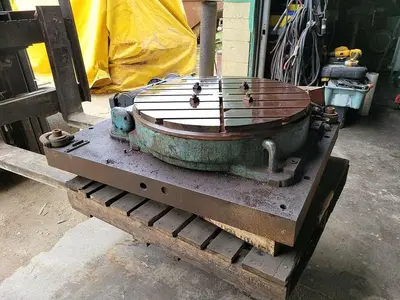 USED 1979 PRATT & WHITNEY 30'' MOTORIZED ROTARY TABLE