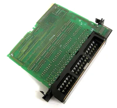 GE FANUC IC697MDL250 32 POINT INPUT MODULE