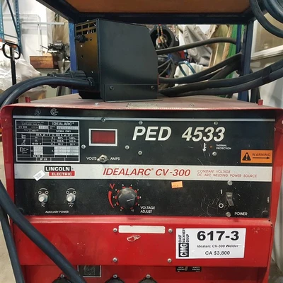 Idealarc CV-300 Welder w/ Cables, Gun and Cart