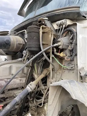 USED 2011 MACK PINNACLE CXU612