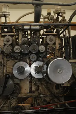 USED GREENBAY ENGINEERING SINGLE FOLD
