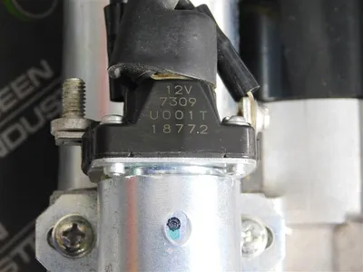 USED MITSUBISHI M008T55779