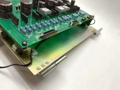 USED HITACHI BOARD WITH HINGED CHASSIS FOR HITACHI S3500N MICROSCOPE