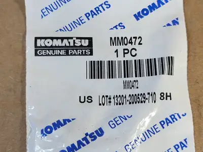 NEW KOMATSU MM0472
