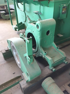 700 Ton Loewy Extrusion Press; 4 1/2" x 16" Billet