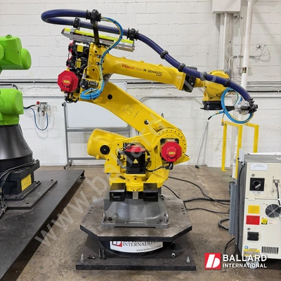 FANUC R-2000iC/210F Robot w/ R30iB Plus – NEW! NEVER PUT INTO PRODUCTION