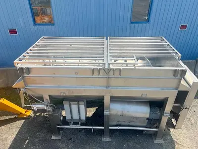 Used Rietz Double Ribbon Blender, 150 Cubic Feet
