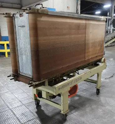 SPC8070  Conveyor Force Feeder belt conveyor CS, 35" h x 89" l x 15" between belts