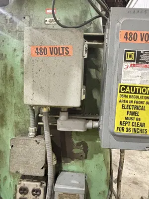 1.5 HP BRIDGEPORT SERIES I VERTICAL MILL / MILLING MACHINE: STOCK #20705