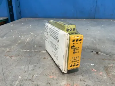 Used PILZ 774582 Relays & Switches Ohio US | HGR 24 #1314173
