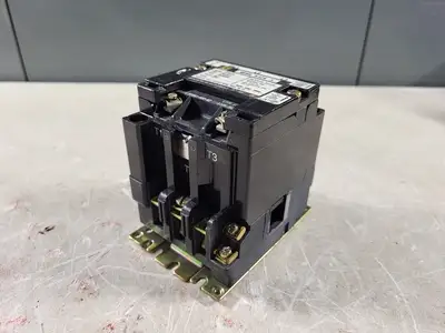 Used SQUARE D 8536SCO3V02S Switchgears British Columbia CA | Lenmark #240803