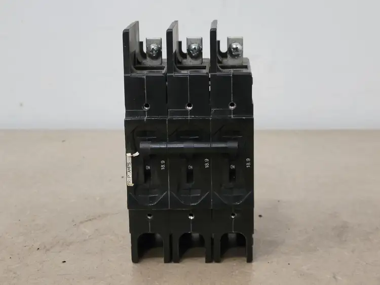 Used AIRPAX 219-3-28779-27 Switchgears British Columbia CA | Lenmark #240969