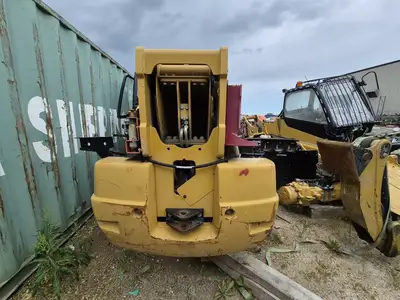 USED CATERPILLAR TH560B