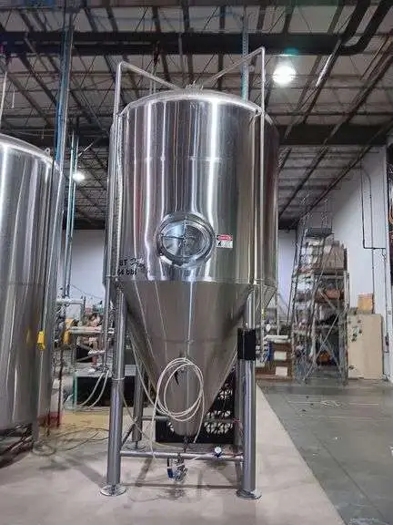 Used _UNKNOWN_ _UNKNOWN_ Fermenters / Bioreactors Indiana US | Brewhouse Equipment Group #1059284