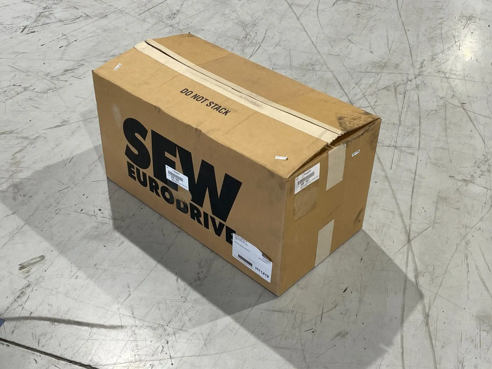 KT47T DRN90L4,300.1957 | SEW Eurodrive KT47T DRN90L4 Gearmotor 2.0HP 49RPM Hytrol 300.1957 - New