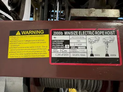 NORTHERN INDUSTRIAL TOOL 2000 LB MINISIZE ELECTRIC ROPE HOIST
