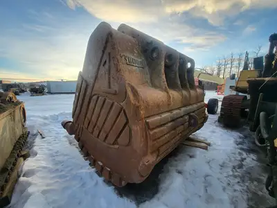 EX2600 Bucket - 114" Wide