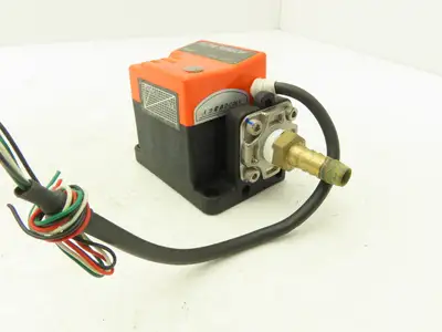 Regal Joint FS-310AR Flow Meter Sensor 24VDC 1/2" NPT Type FS-3