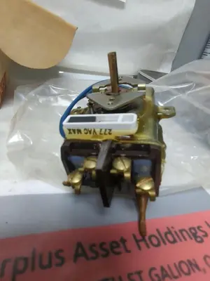 New | in-Stock ROBERTSHAW 5000-812 HVAC Parts and Equipment Ohio US | Surplus Asset Holdings #1210271
