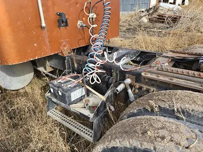USED 1986 FREIGHTLINER FLC