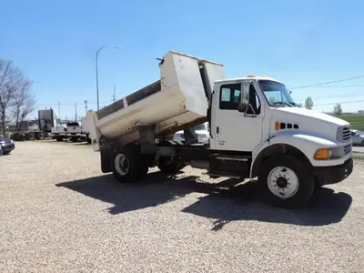 Used 2001 STERLING STERLINGACTERRA Dump trucks Manitoba CA | Conquest Truck & Auto Sales #1421326
