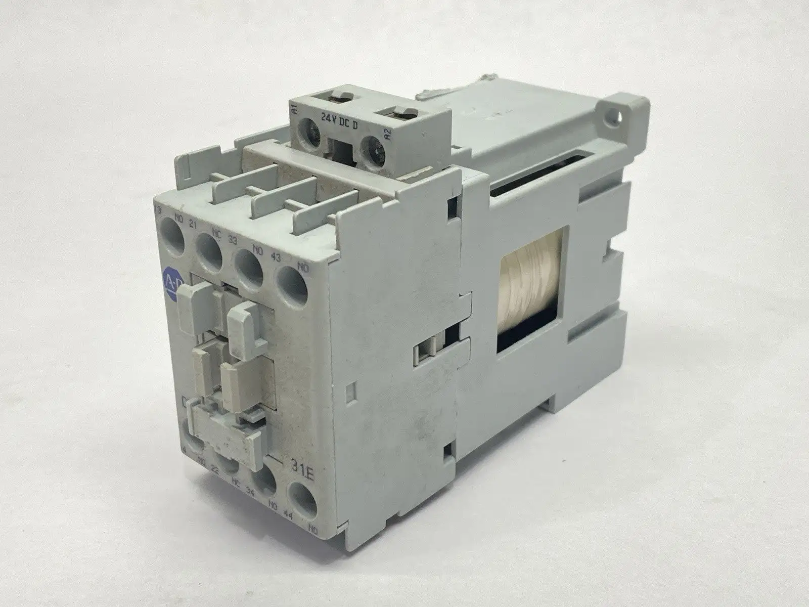 700-CF310DJ | Allen Bradley  Ser A Industrial Relay 24VDC Coil 10A 230V - Used