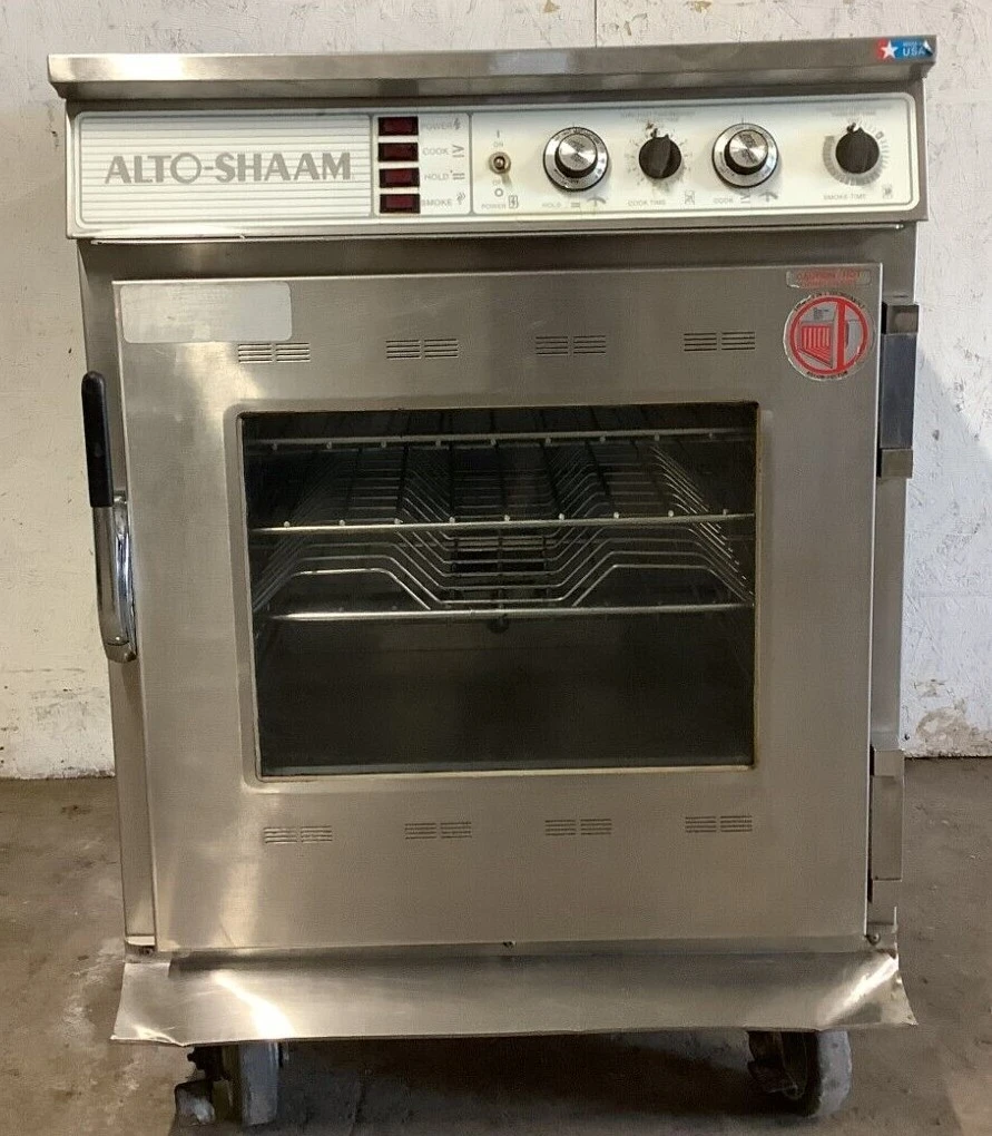 152-0439 Alto Shaam CH-76 Cook and Hold Oven with Smoker