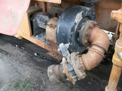 USED 1980 FORD 8000 TANDEM AXLE OILFIELD PUMP / KILL TRUCK